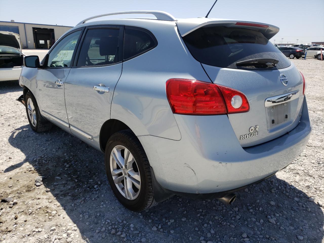 Photo 3 from auction – 2013 NISSAN ROGUE S with VIN JN8AS5MT8DW017779