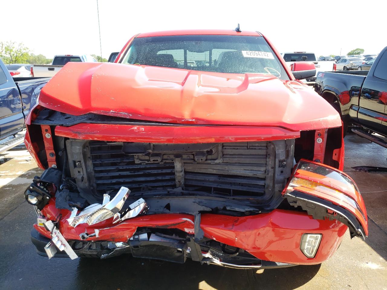 Photo 9 from auction – 2018 CHEVROLET SILVERADO with VIN 3GCUKREC9JG111663