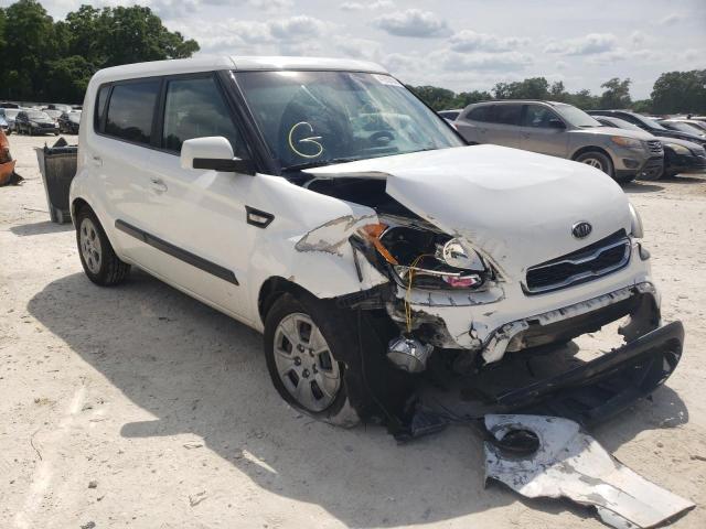KIA SOUL 2012 with VIN KNDJT2A54C7450375 - Photo from auction