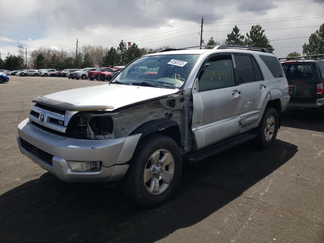 Photo 2 from auction – 2004 TOYOTA 4RUNNER SR with VIN JTEBT14R340029394