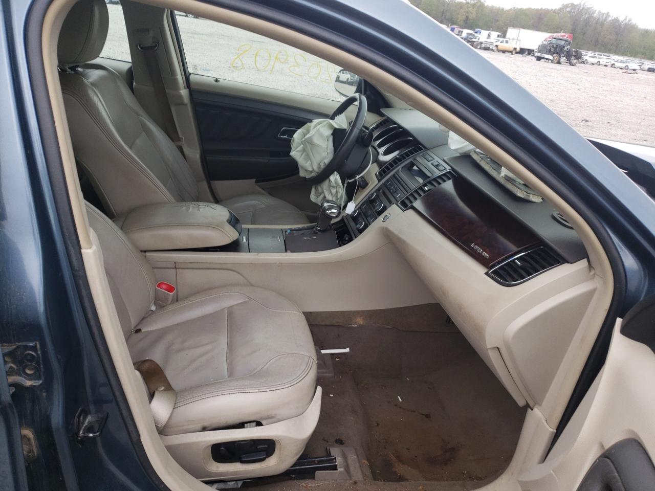 Photo 5 from auction – 2010 FORD TAURUS SEL with VIN 1FAHP2EW6AG168263