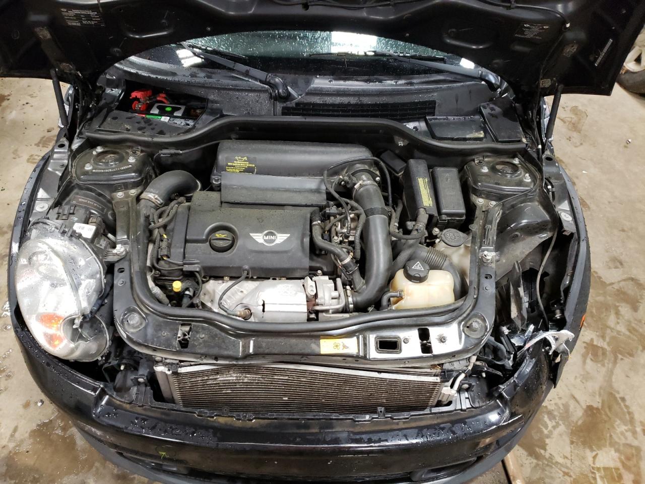 Photo 7 from auction – 2012 MINI COOPER S with VIN WMWSV3C54CTY18950