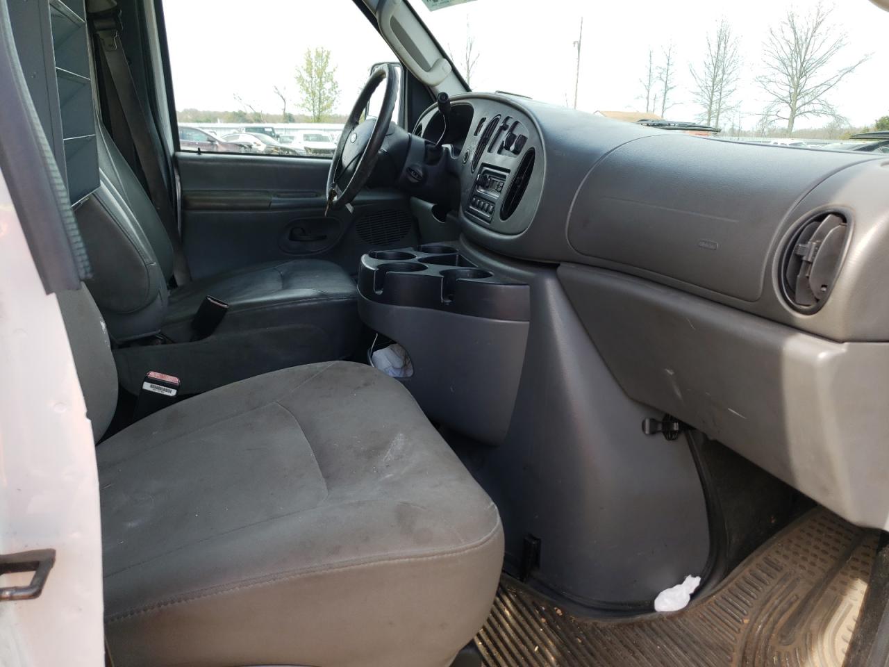 Photo 5 from auction – 2006 FORD ECONOLINE with VIN 1FDSE35L06DB10140