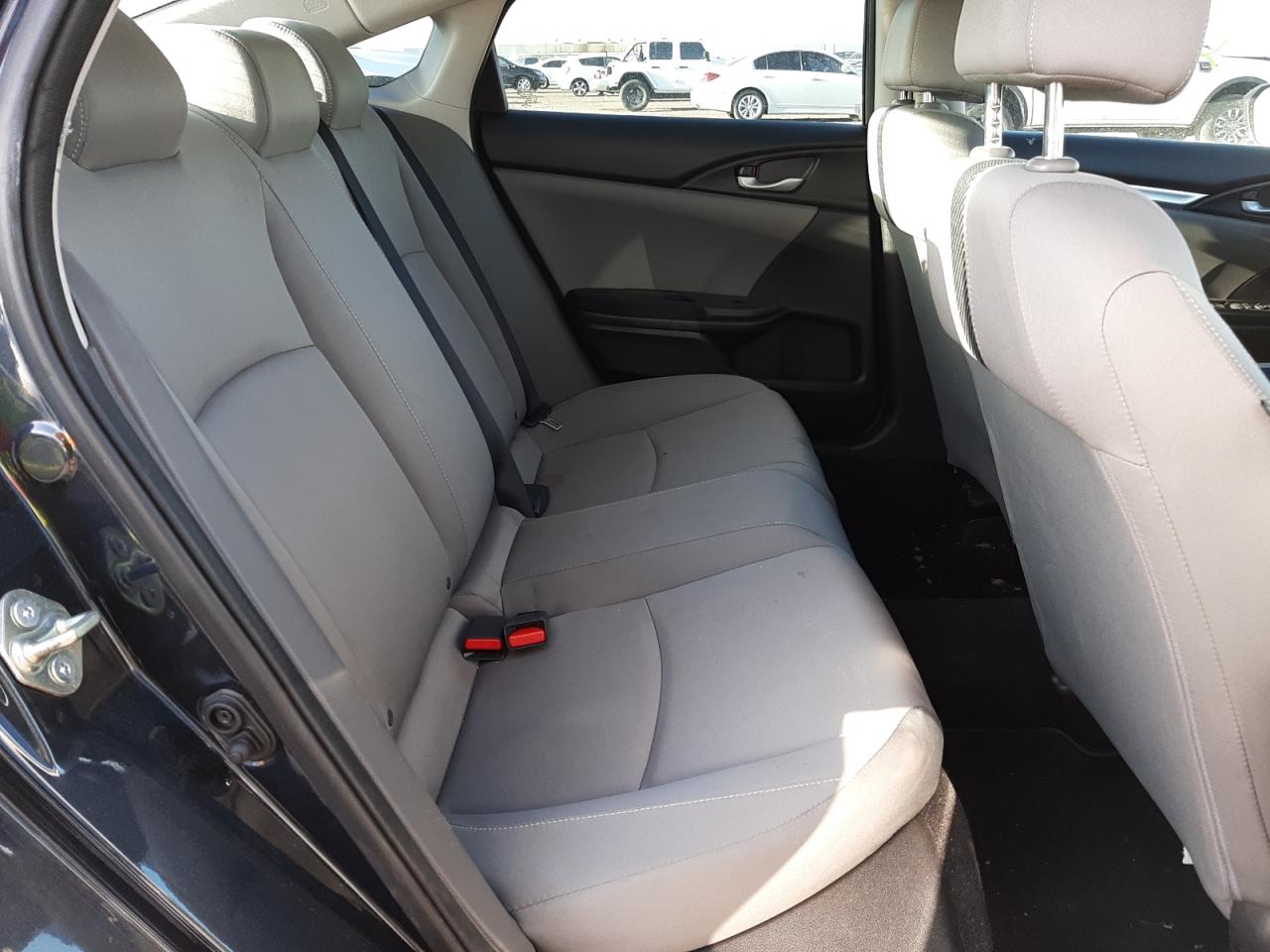 Photo 6 from auction – 2016 HONDA CIVIC LX with VIN 19XFC2F54GE031043