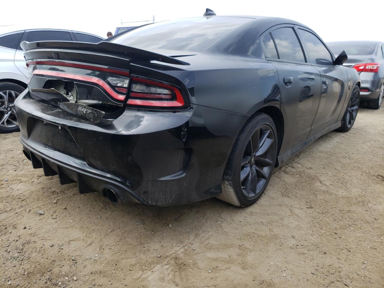 Photo 4 from auction – 2018 DODGE CHARGER SR with VIN 2C3CDXL94JH133186