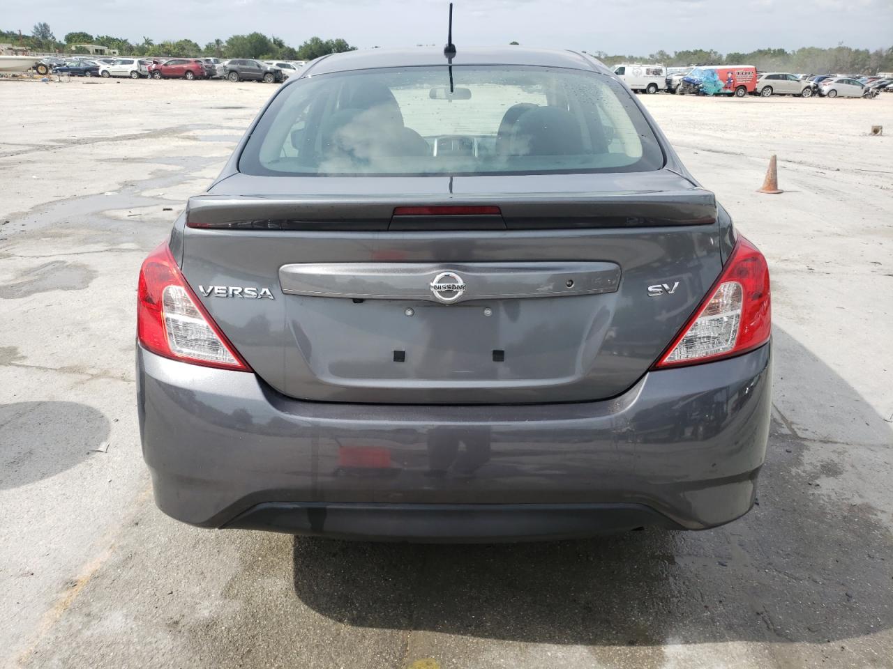 Photo 9 from auction – 2019 NISSAN VERSA S with VIN 3N1CN7AP8KL831175