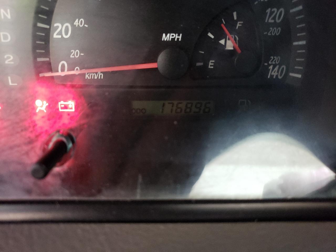 Photo 8 from auction – 2003 TOYOTA CAMRY LE with VIN 4T1BE32K63U214722