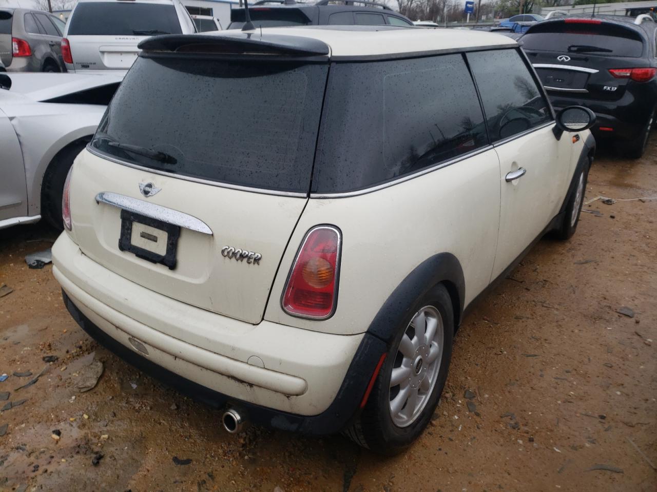 Photo 4 from auction – 2004 MINI COOPER with VIN WMWRC33494TC54745