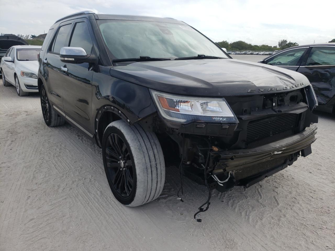 FORD EXPLORER P 2017 with VIN 1FM5K8HT2HGC88633 - Photo from auction