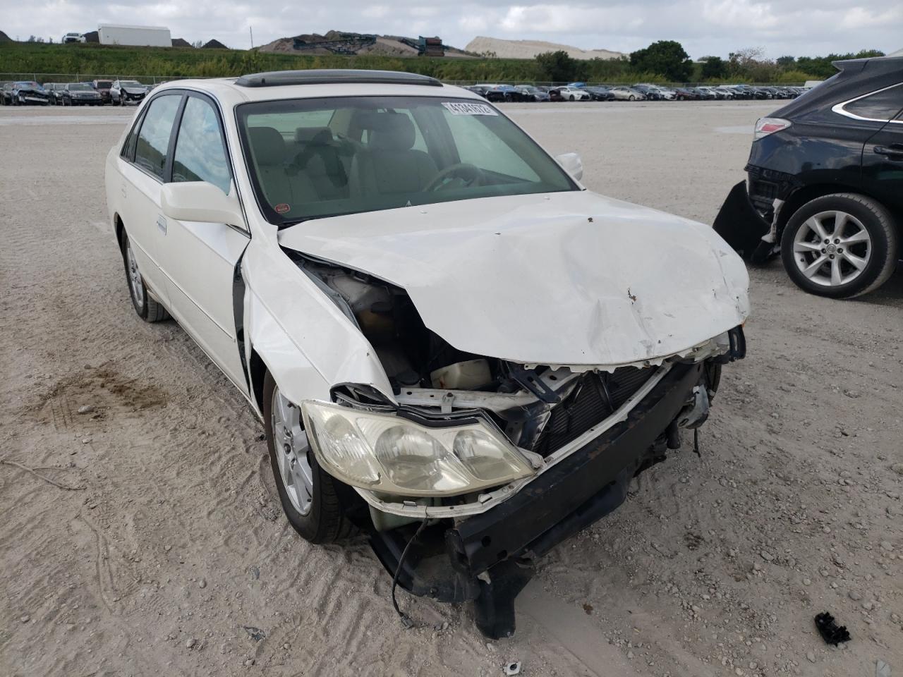 Photo 1 from auction – 2000 TOYOTA AVALON XL with VIN 4T1BF28B9YU015038