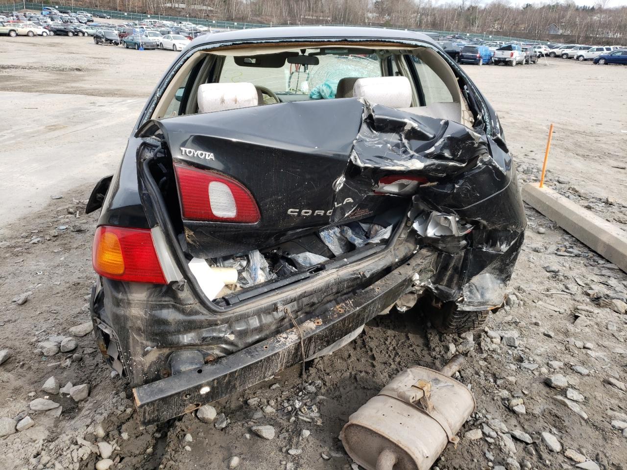 Photo 9 from auction – 2000 TOYOTA COROLLA with VIN 2T1BR18E5YC329542