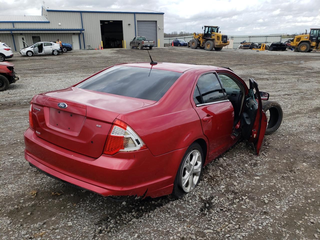 Photo 4 from auction – 2012 FORD FUSION SE with VIN 3FAHP0HA2CR375877