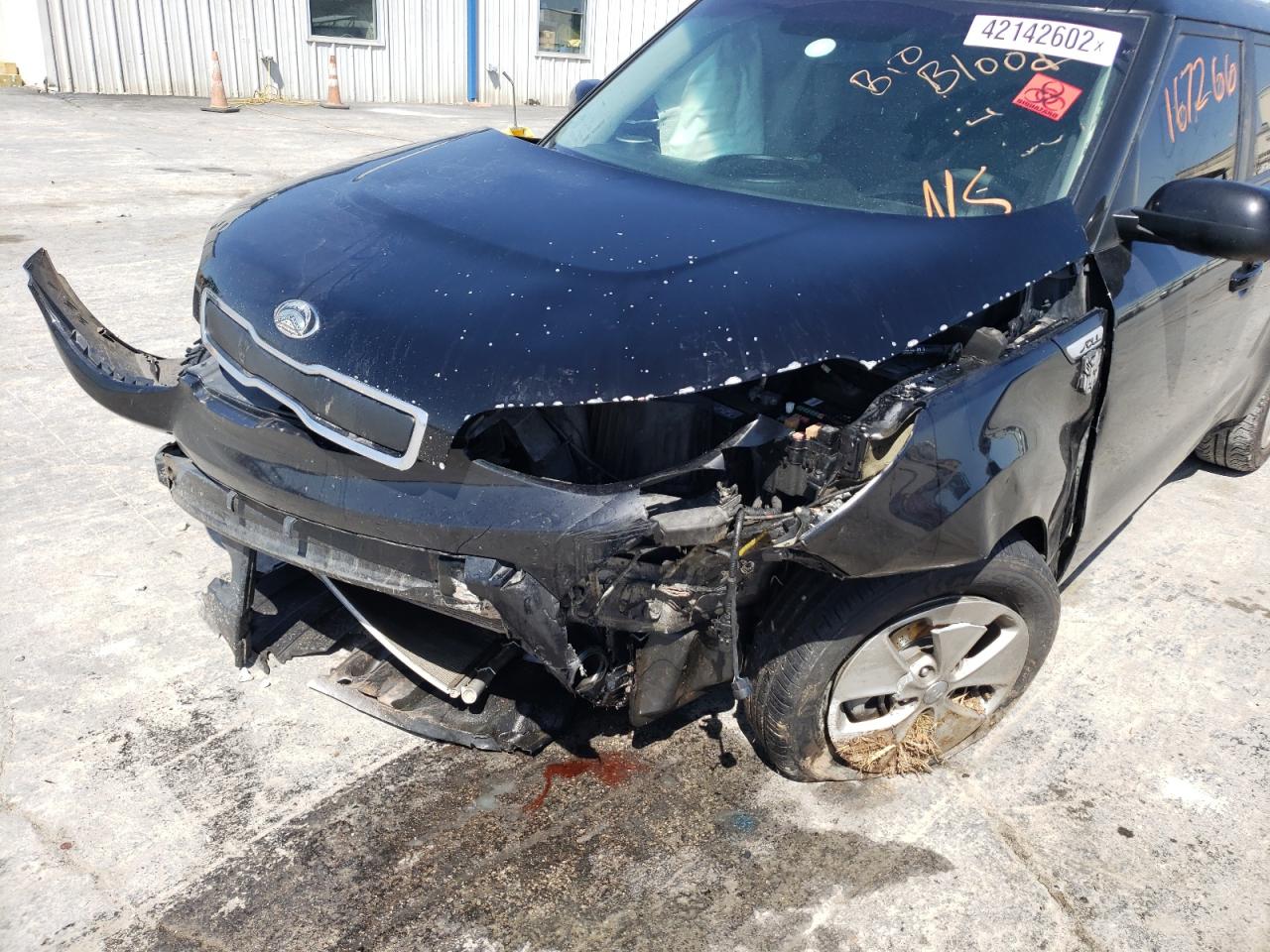 Photo 9 from auction – 2015 KIA SOUL with VIN KNDJN2A29F7158855