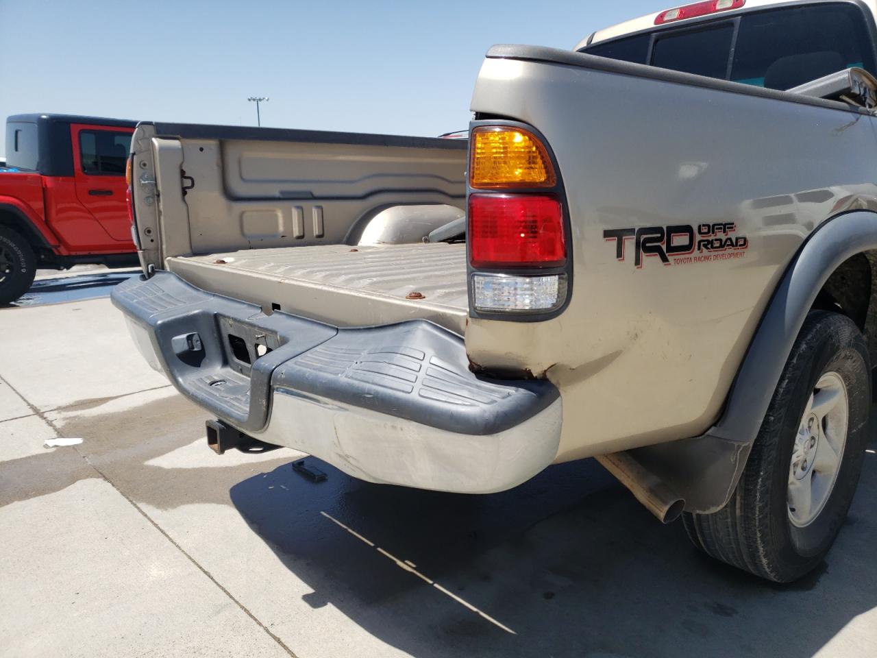 Photo 9 from auction – 2001 TOYOTA TUNDRA ACC with VIN 5TBRT34141S181663