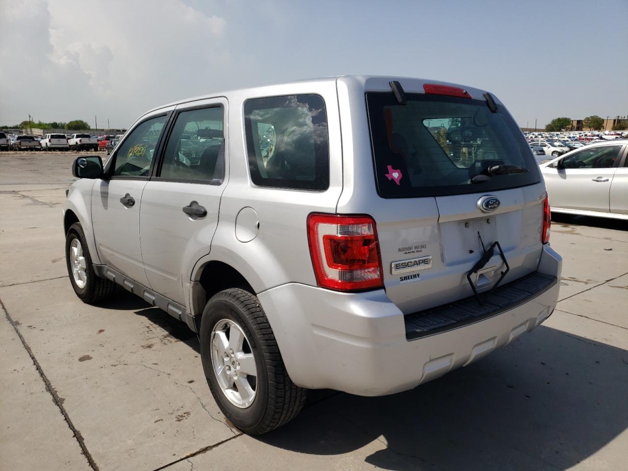 Photo 3 from auction – 2012 FORD ESCAPE XLS with VIN 1FMCU0C78CKB10017