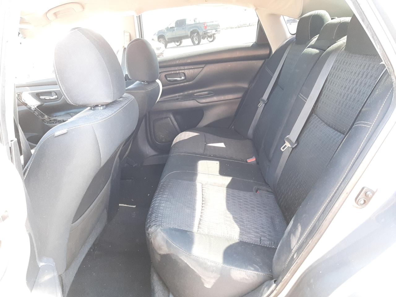 Photo 6 from auction – 2016 NISSAN ALTIMA 2.5 with VIN 1N4AL3AP7GC256319