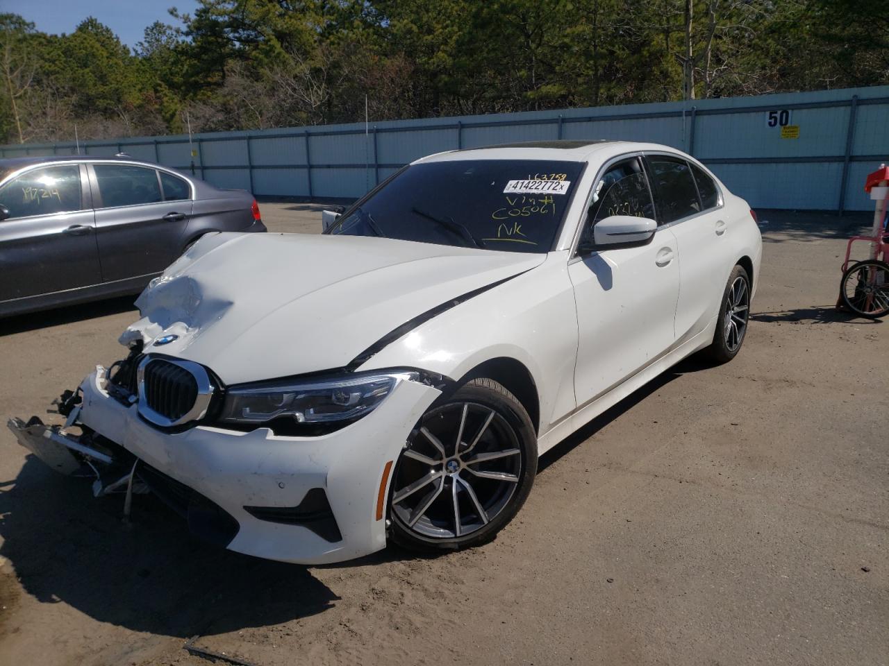 Photo 2 from auction – 2021 BMW 330XI with VIN 3MW5R7J08M8C05061