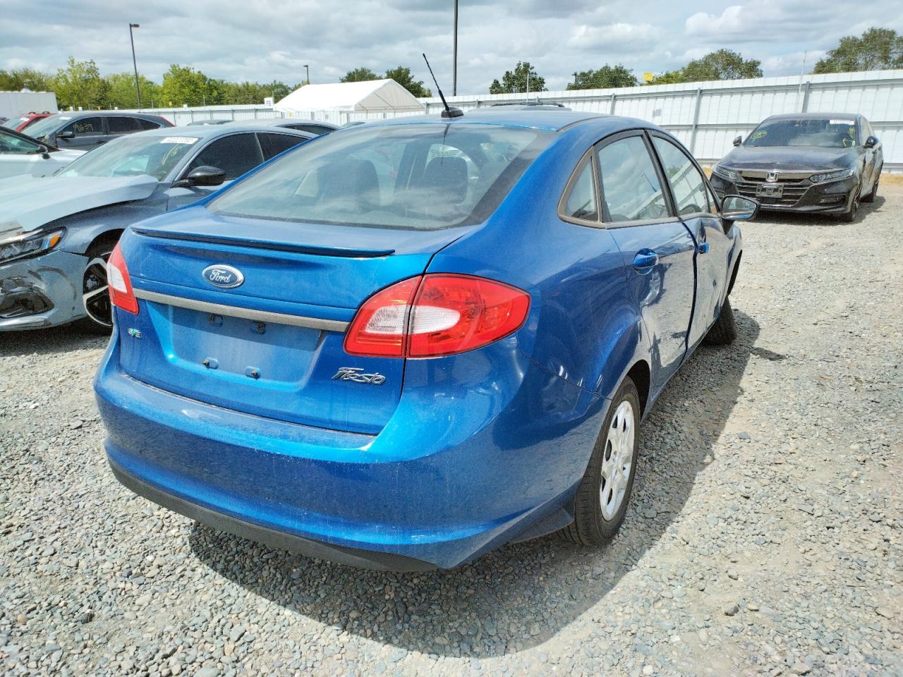 Photo 4 from auction – 2011 FORD FIESTA SE with VIN 3FADP4BJ1BM223941
