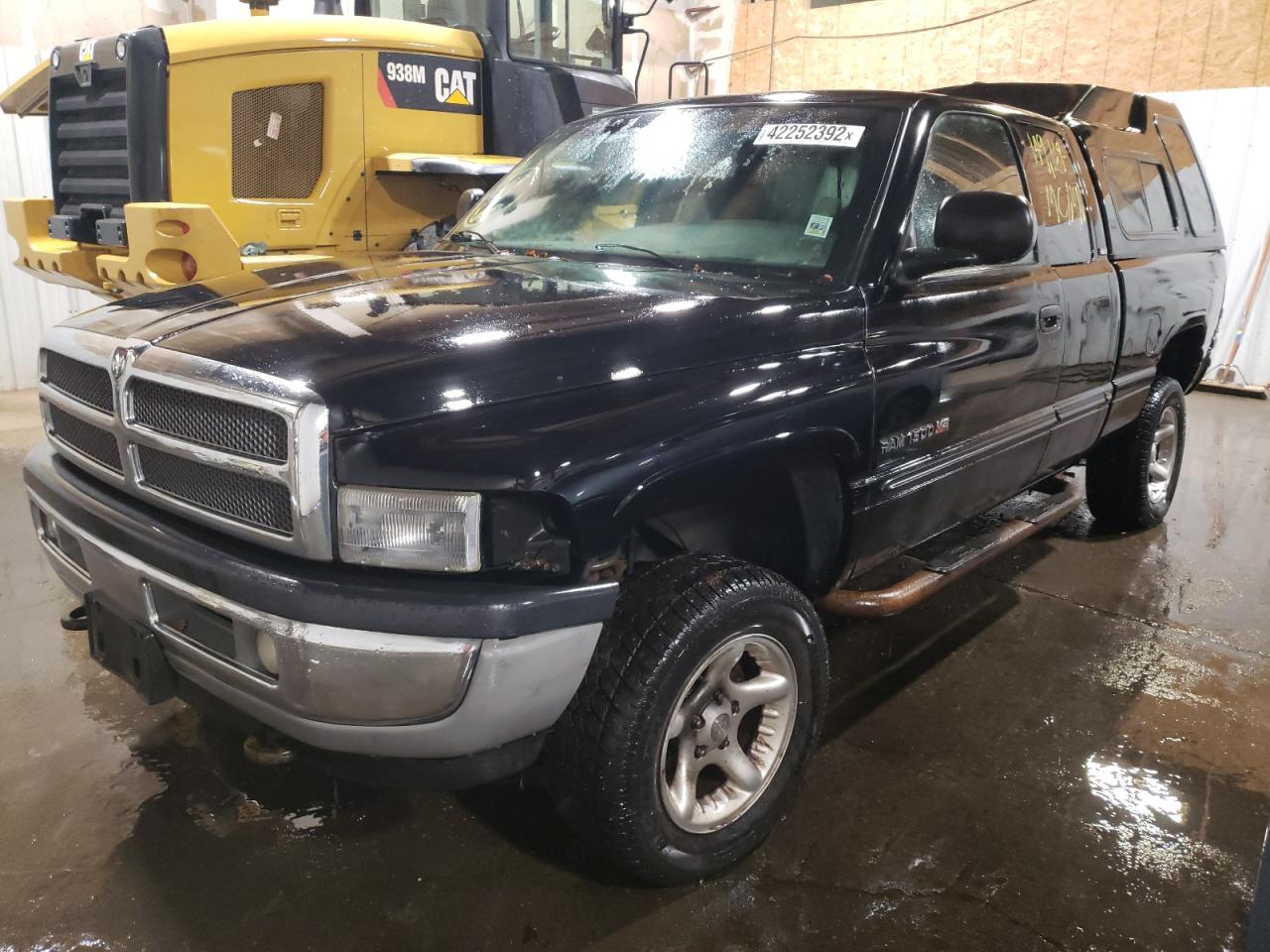Photo 2 from auction – 2001 DODGE RAM 1500 with VIN 3B7HF13Z81G217066
