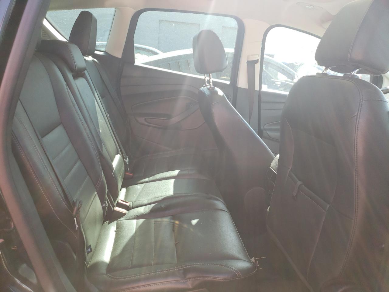 Photo 6 from auction – 2013 FORD C-MAX PREM with VIN 1FADP5CU1DL529699