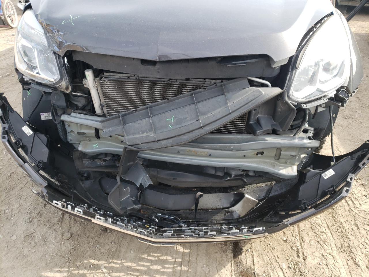 Photo 9 from auction – 2016 CHEVROLET EQUINOX LT with VIN 1GNFLFEK0GZ106735