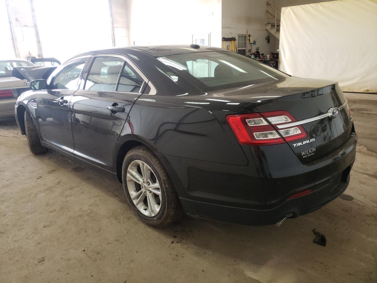 Photo 3 from auction – 2015 FORD TAURUS SEL with VIN 1FAHP2H81FG161581