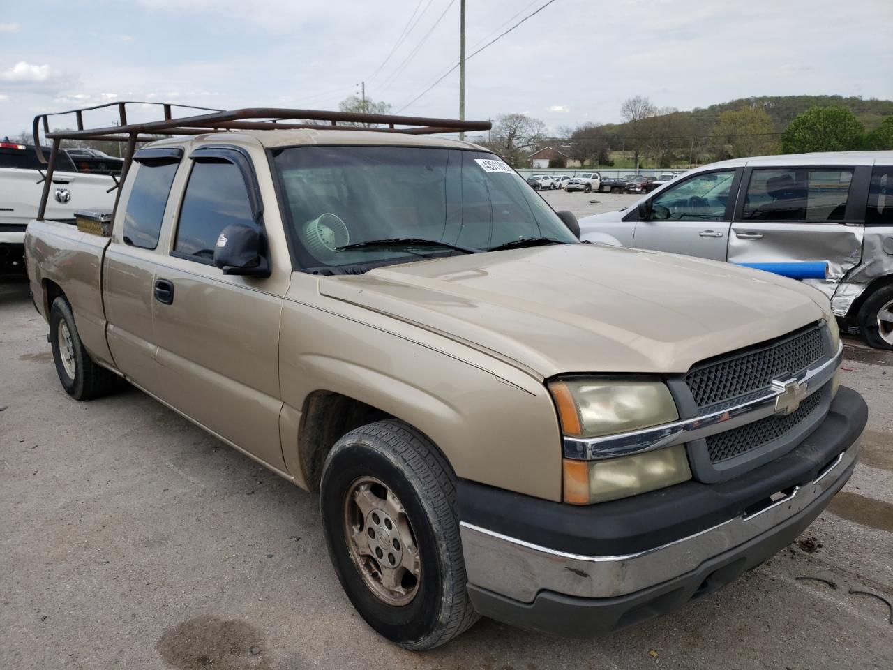 CHEVROLET SILVERADO 2004 with VIN 1GCEC19X04Z281155 - Photo from auction