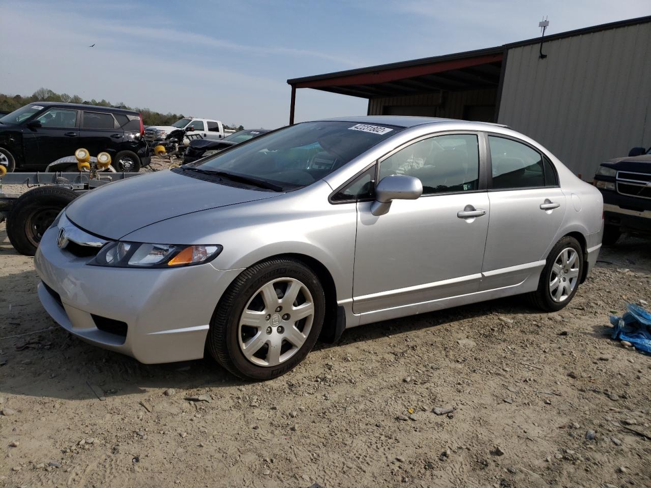 Photo 2 from auction – 2010 HONDA CIVIC LX with VIN 19XFA1F52AE075484