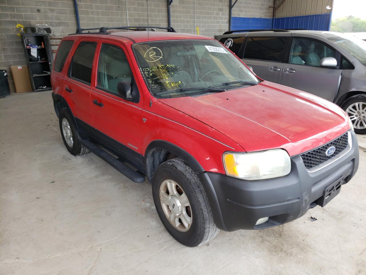 FORD ESCAPE XLT 2002 with VIN 1FMYU03192KC08067 - Photo from auction