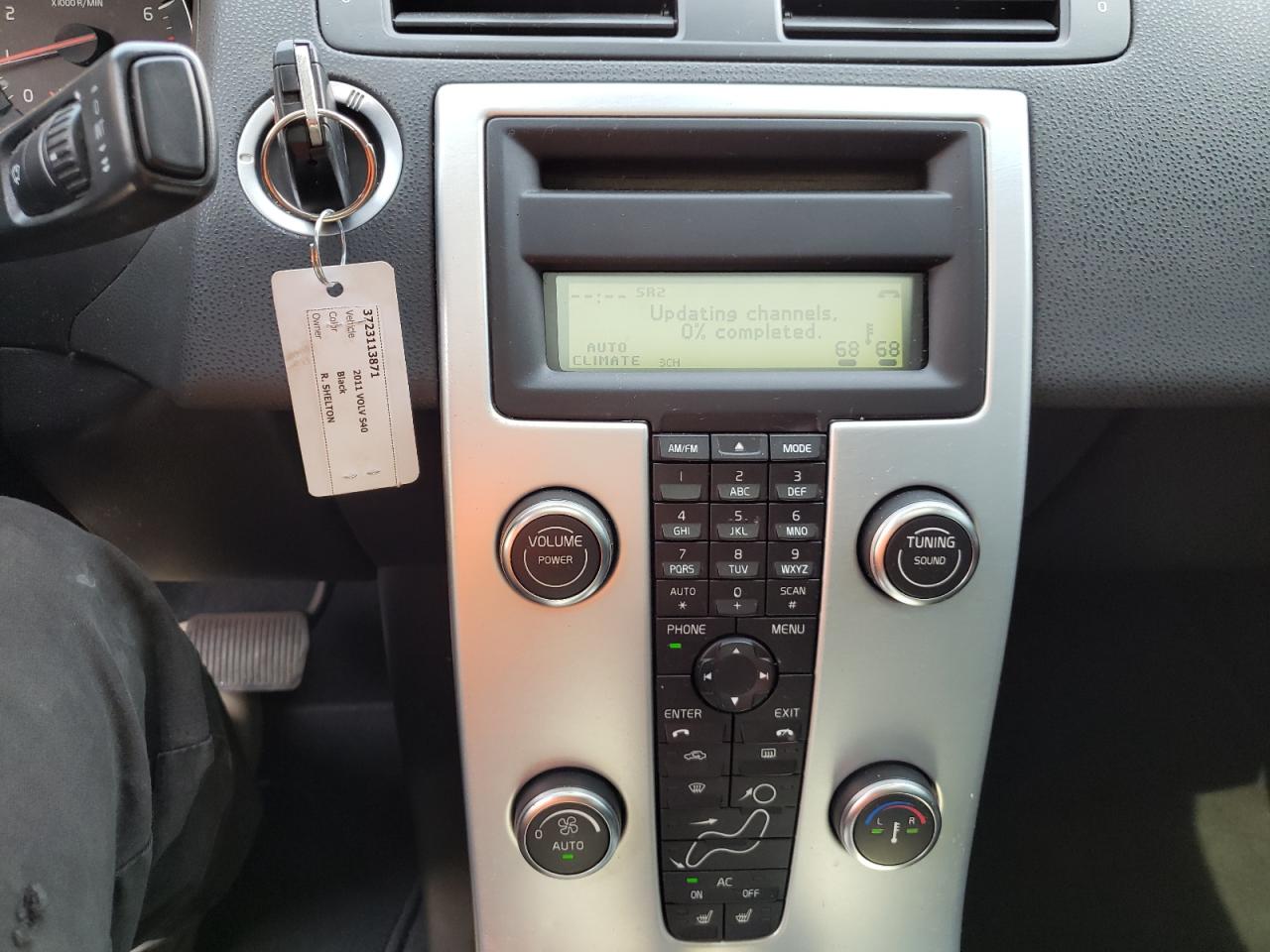 Photo 9 from auction – 2011 VOLVO S40 T5 with VIN YV1672MS4B2535850