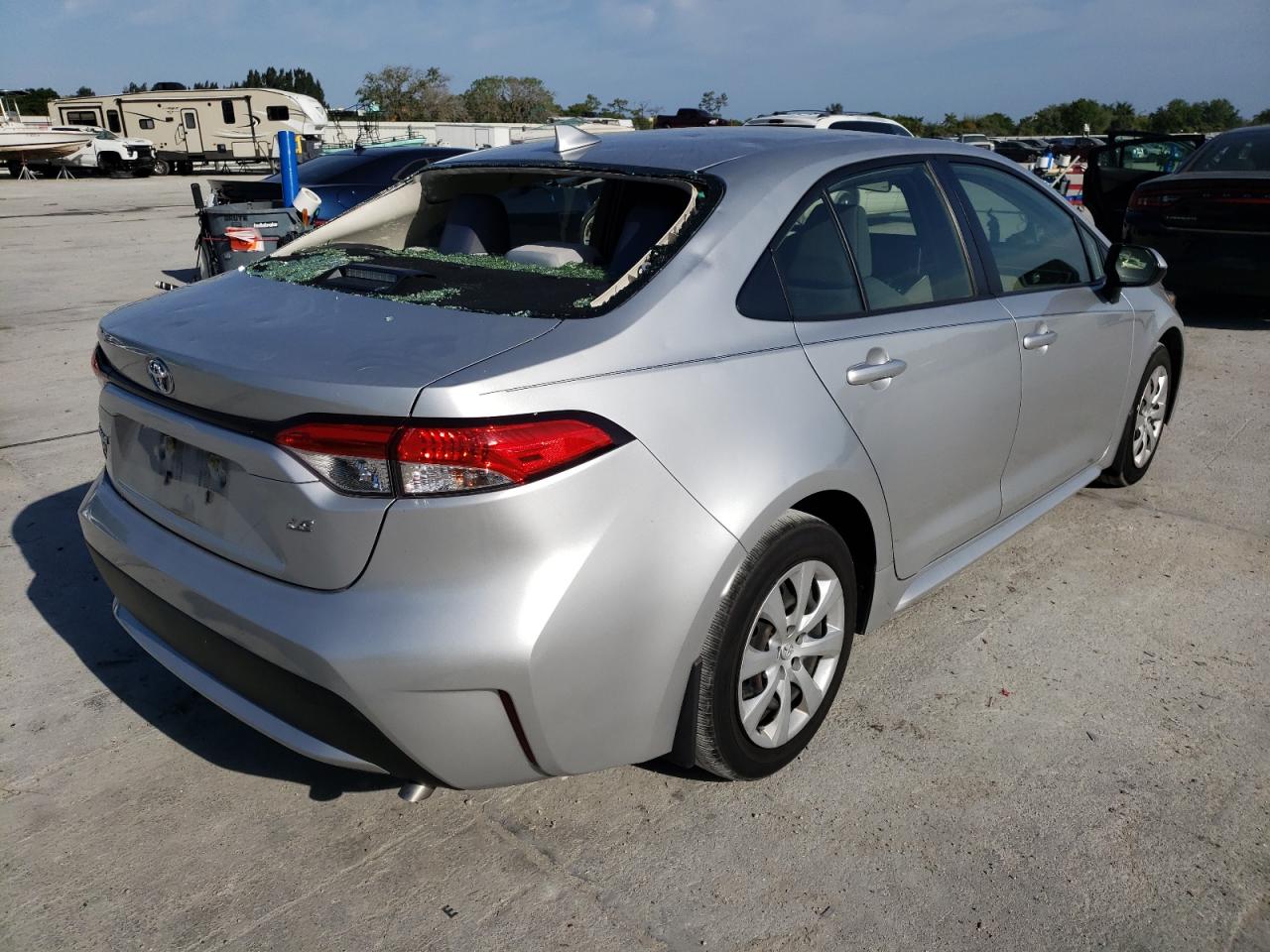 Photo 4 from auction – 2020 TOYOTA COROLLA LE with VIN JTDEPRAE2LJ055113