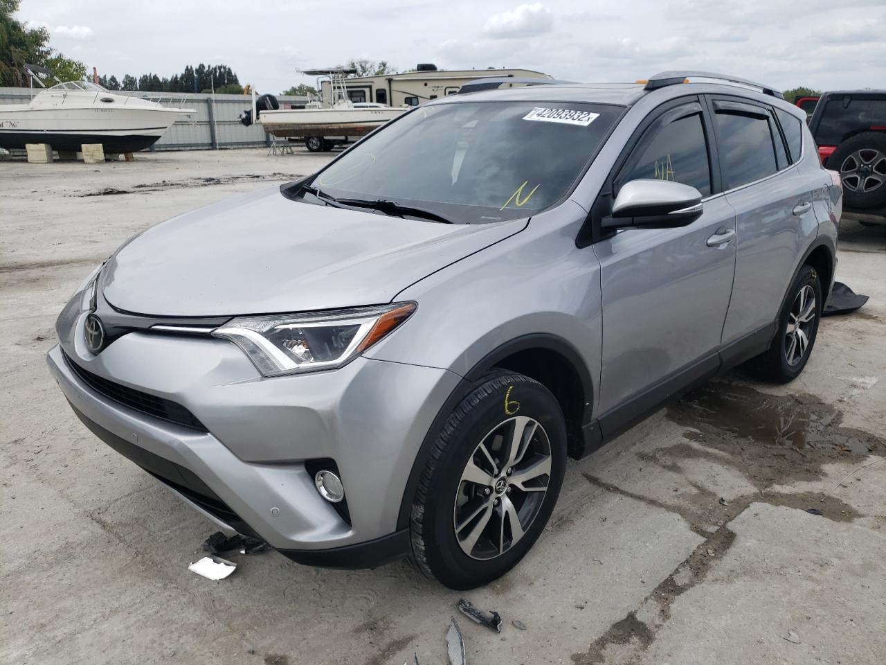 Photo 2 from auction – 2018 TOYOTA RAV4 ADVEN with VIN JTMWFREV2JD115727