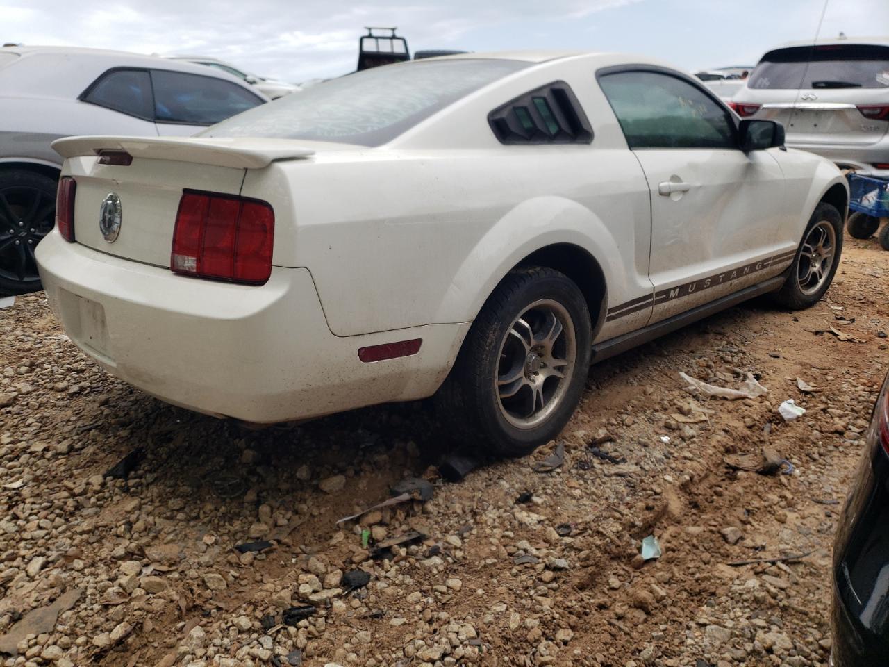 Photo 4 from auction – 2007 FORD MUSTANG with VIN 1ZVFT80N475204273