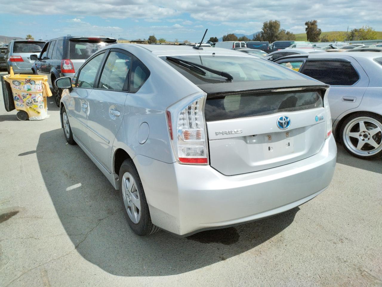 Photo 3 from auction – 2010 TOYOTA PRIUS with VIN JTDKN3DUXA0136663