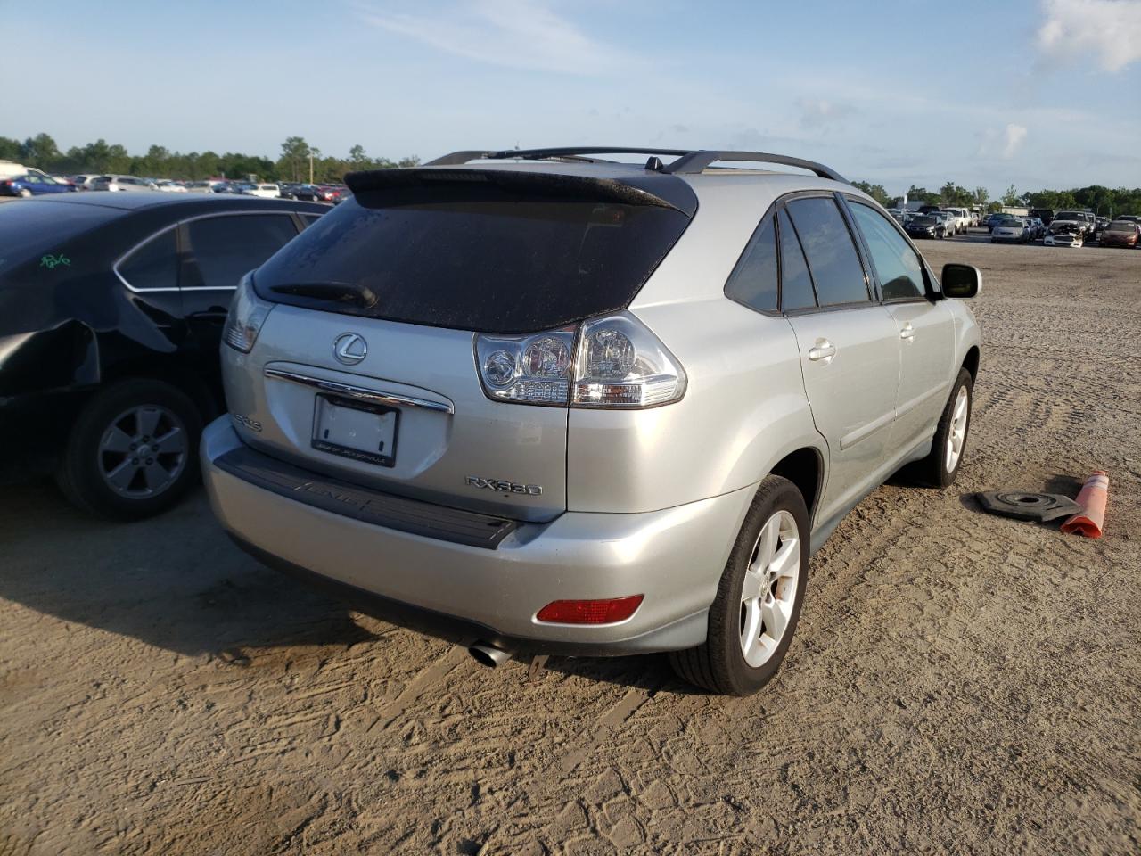 Photo 4 from auction – 2004 LEXUS RX 330 with VIN 2T2GA31UX4C013473