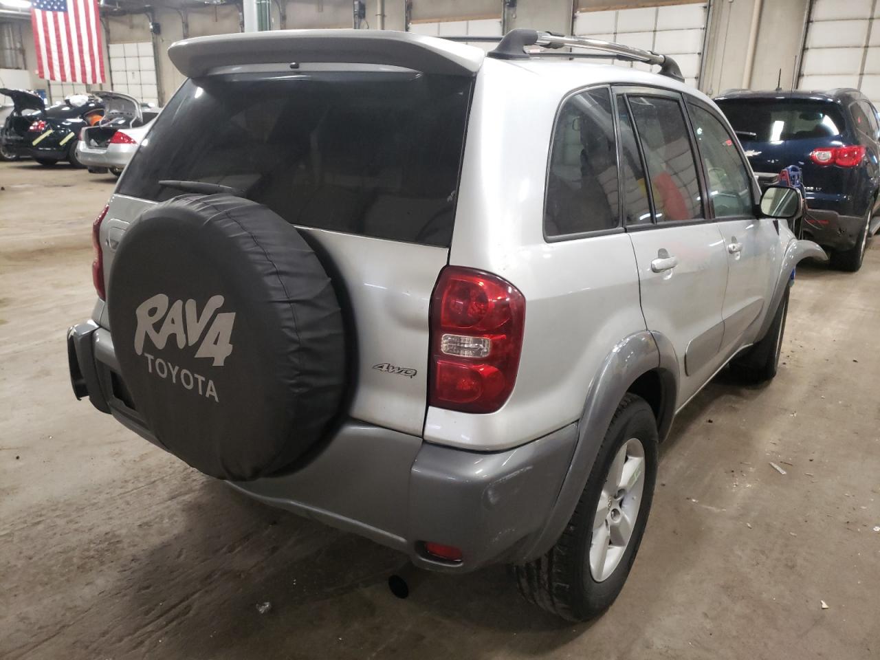 Photo 4 from auction – 2004 TOYOTA RAV4 with VIN JTEHD20V840002871