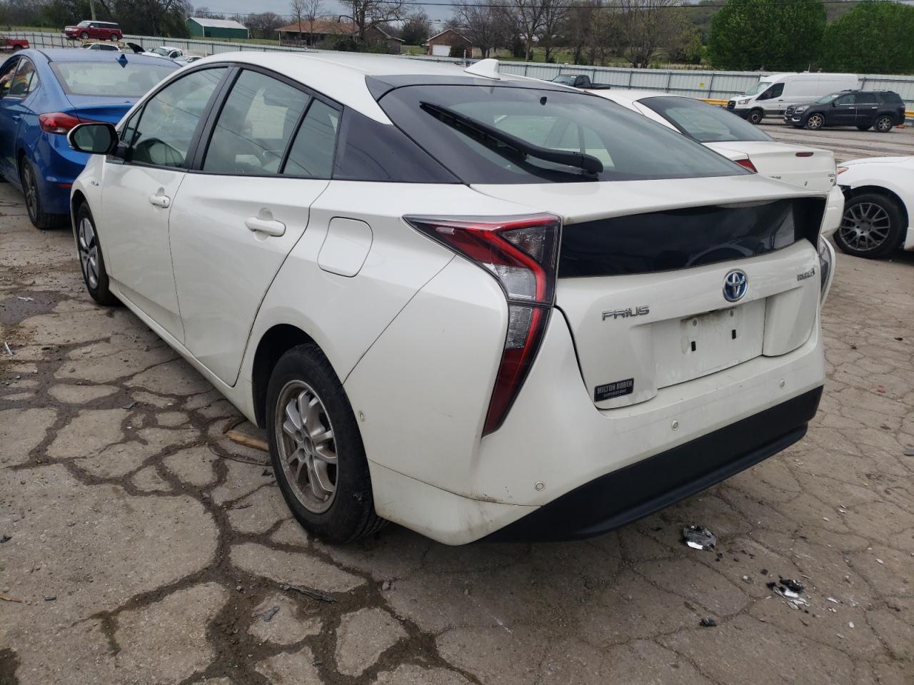 Photo 3 from auction – 2018 TOYOTA PRIUS with VIN JTDKARFU2J3055019