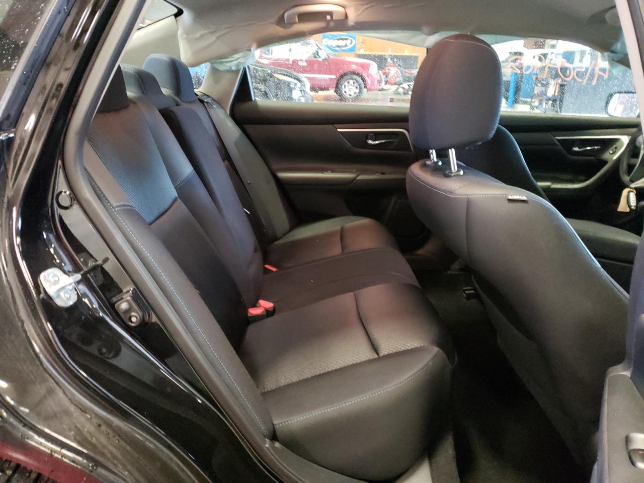 Photo 6 from auction – 2016 NISSAN ALTIMA 2.5 with VIN 1N4AL3AP7GC177166