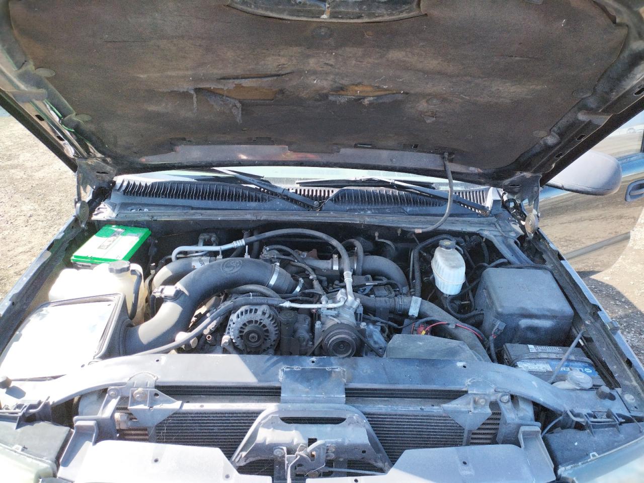 Photo 7 from auction – 2003 CHEVROLET SILVERADO with VIN 1GCHC23183F251523