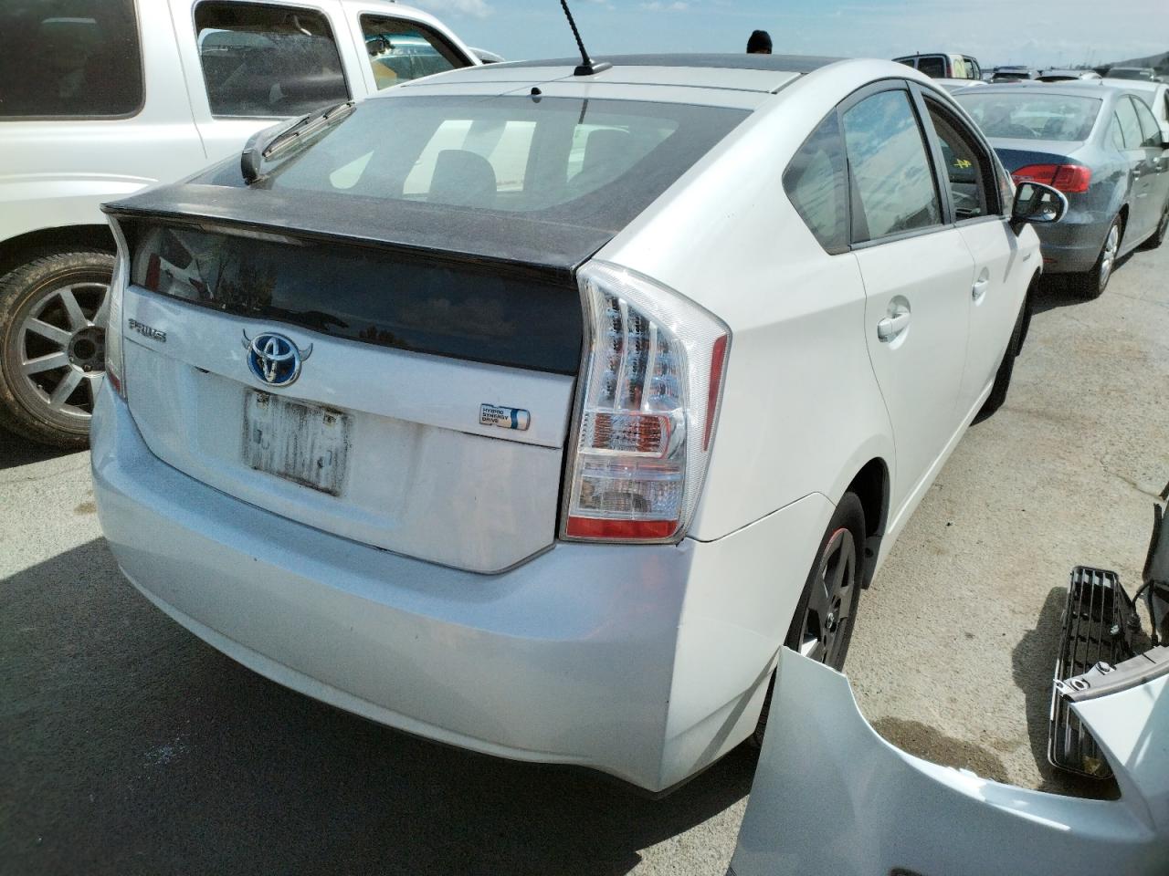 Photo 4 from auction – 2010 TOYOTA PRIUS with VIN JTDKN3DU2A0159080