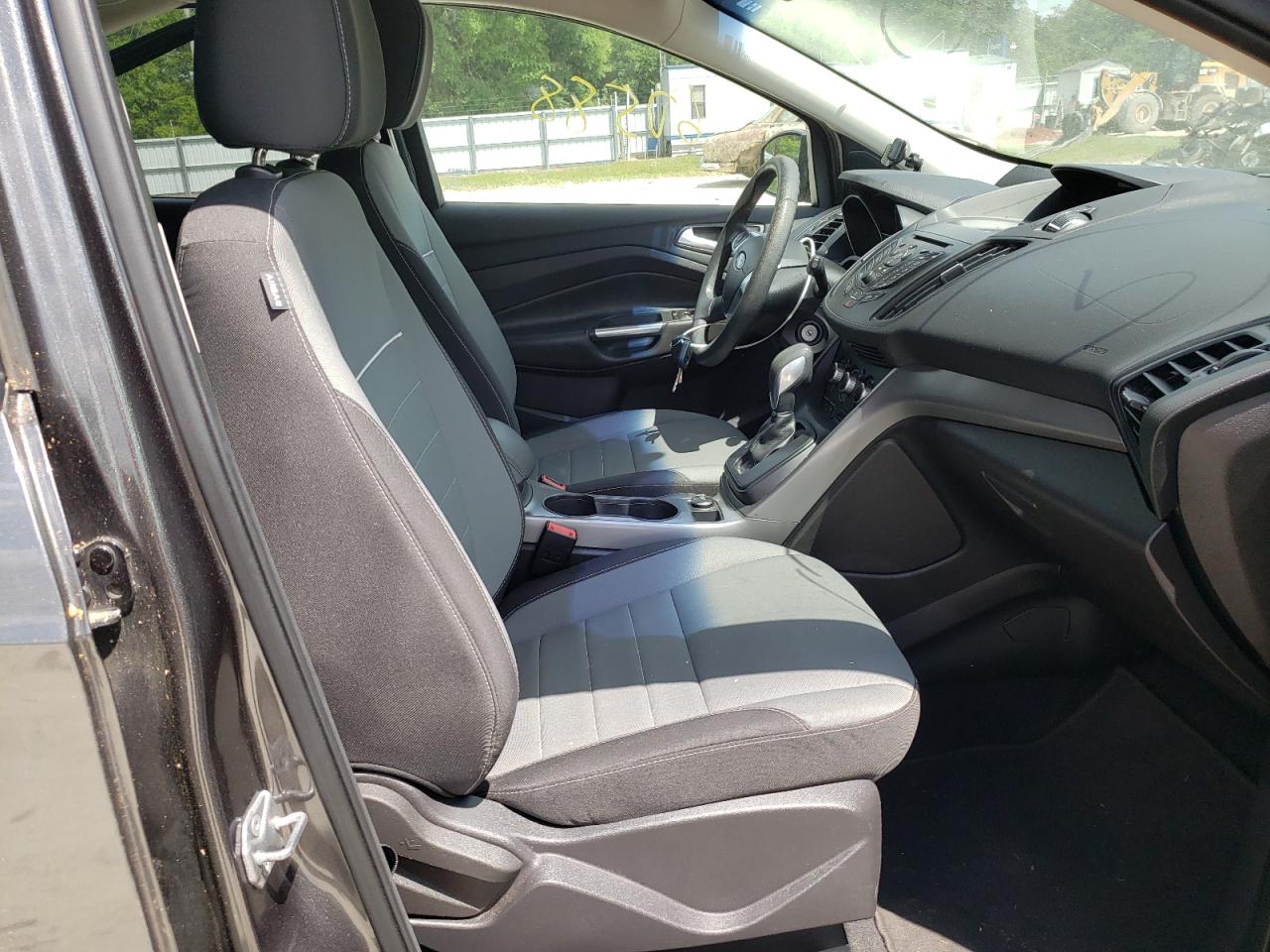 Photo 5 from auction – 2015 FORD ESCAPE SE with VIN 1FMCU9G96FUC81048