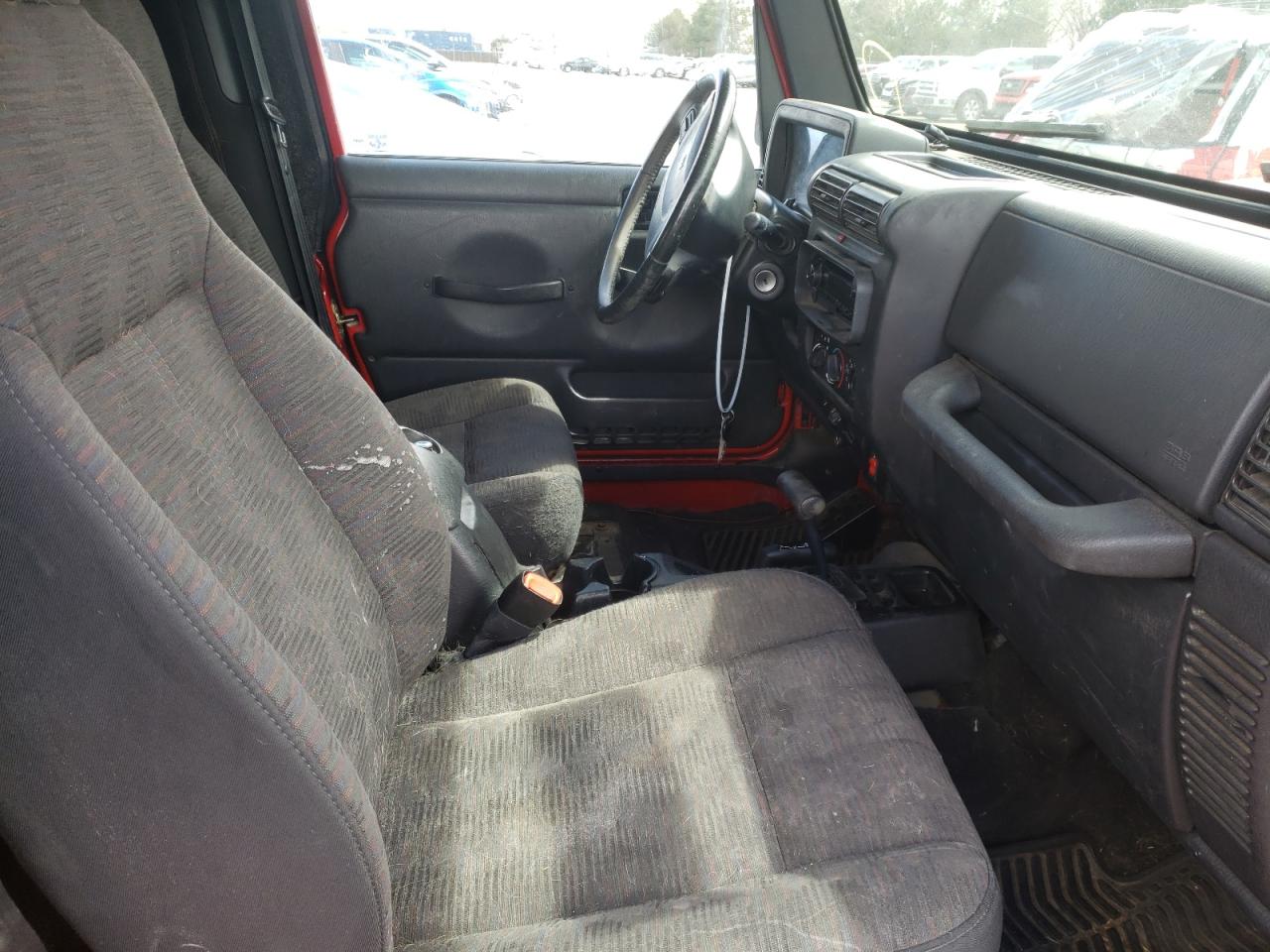 Photo 5 from auction – 2004 JEEP WRANGLER / with VIN 1J4FA49SX4P799425