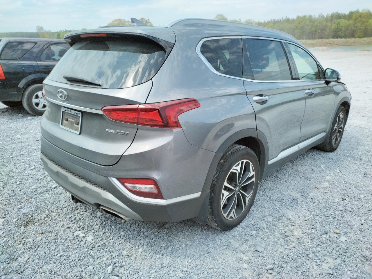 Photo 4 from auction – 2019 HYUNDAI SANTA FE L with VIN 5NMS5CAA4KH111141