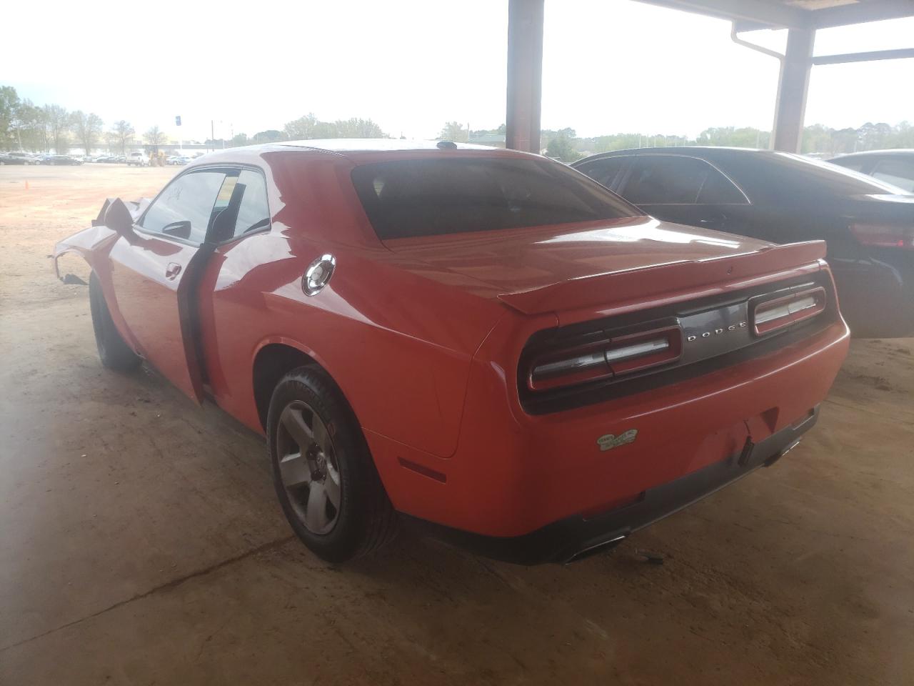 Photo 3 from auction – 2018 DODGE CHALLENGER with VIN 2C3CDZAG1JH111367