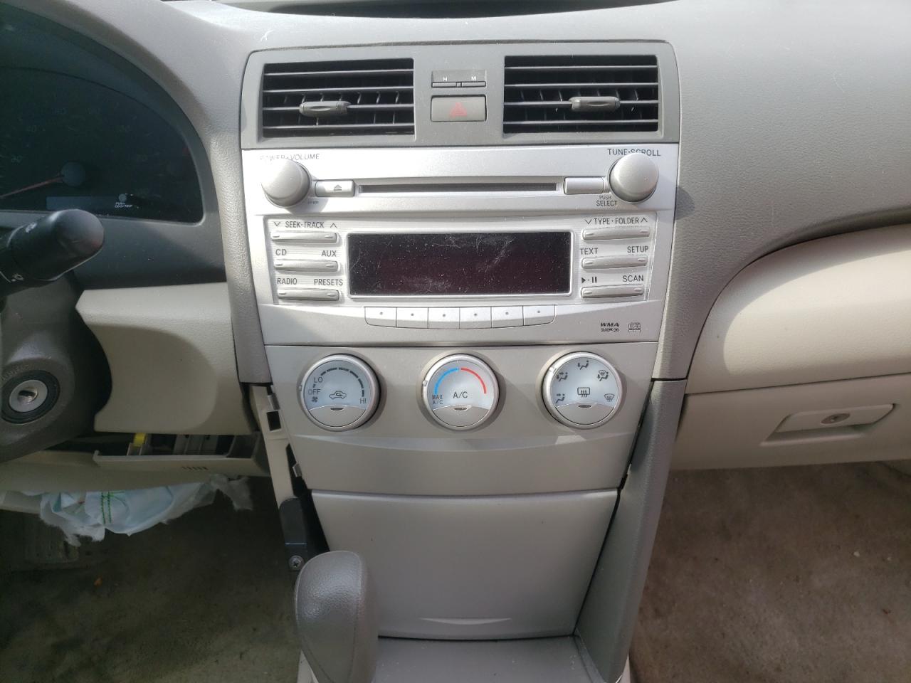 Photo 9 from auction – 2010 TOYOTA CAMRY BASE with VIN 4T1BF3EK7AU054856