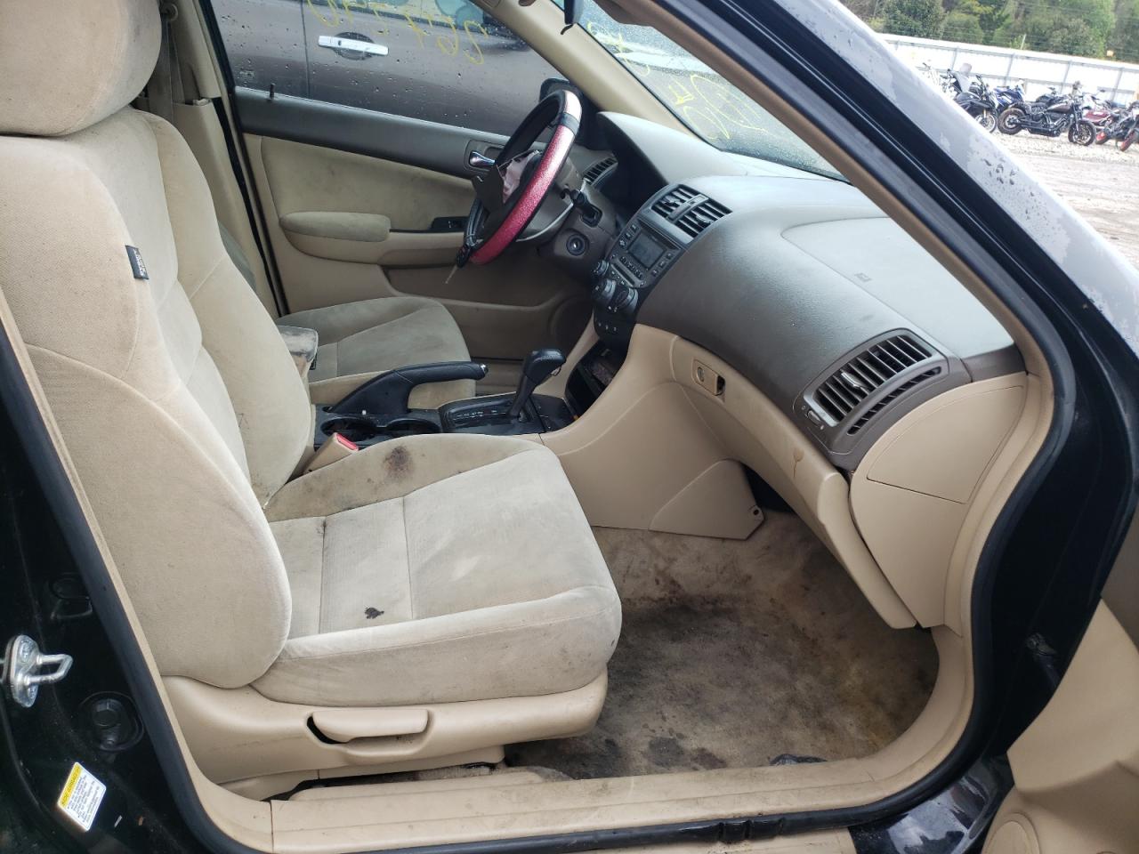Photo 5 from auction – 2006 HONDA ACCORD with VIN 1HGCM663X6A059115