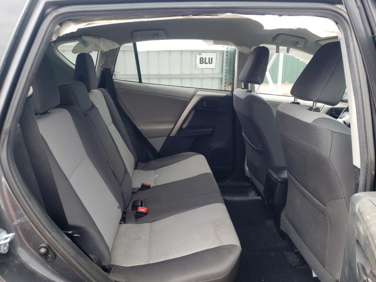 Photo 6 from auction – 2013 TOYOTA RAV4 LE with VIN 2T3BFREV5DW058428