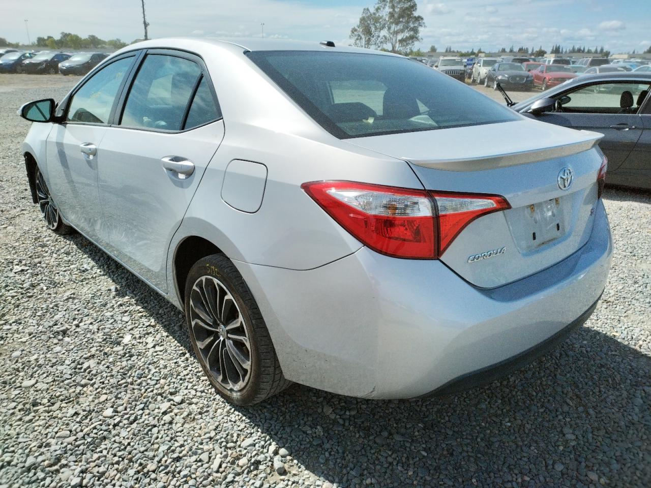 Photo 3 from auction – 2015 TOYOTA COROLLA L with VIN 2T1BURHE4FC393646