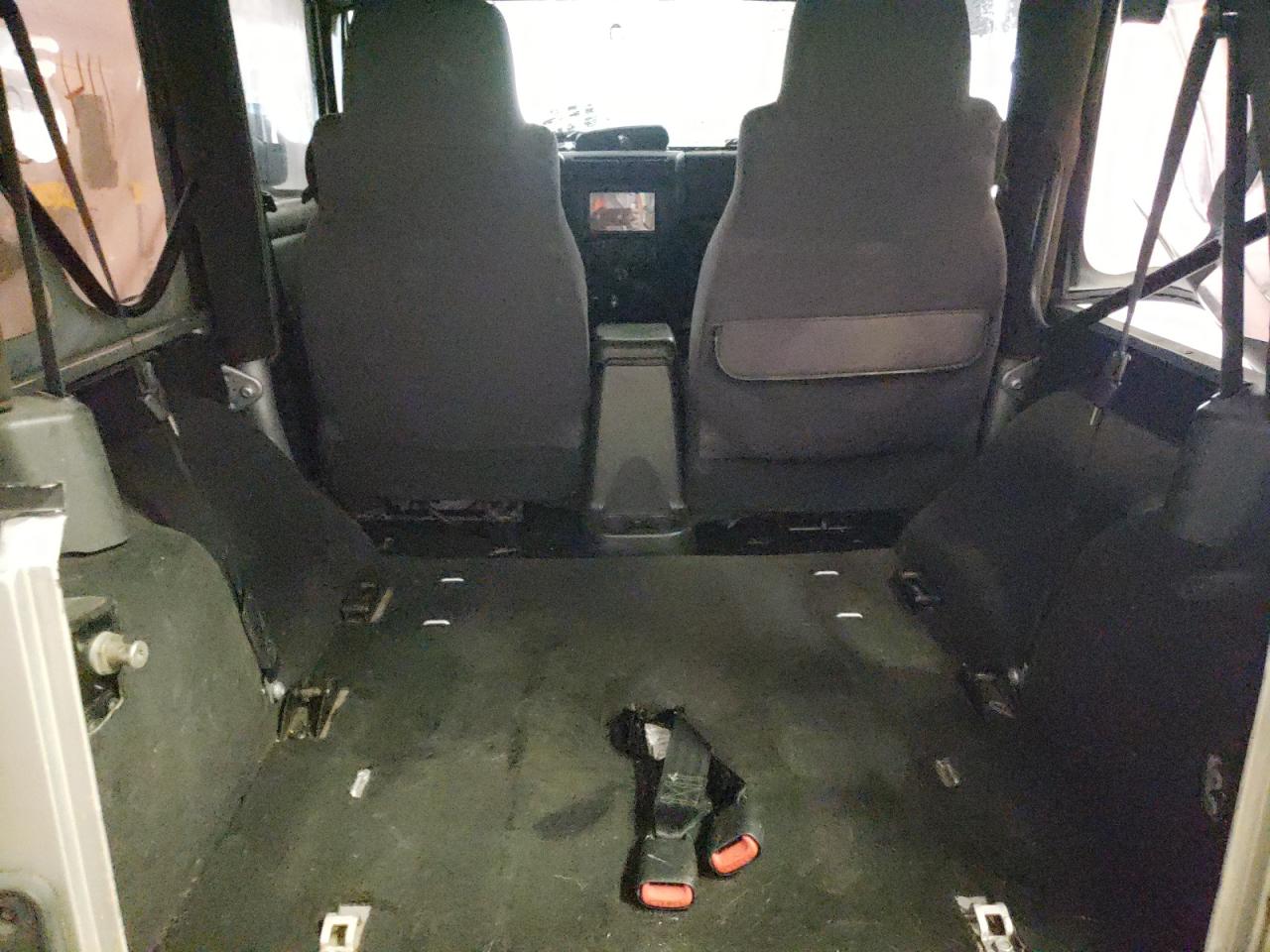 Photo 6 from auction – 2005 JEEP WRANGLER X with VIN 1J4FA39S45P377274