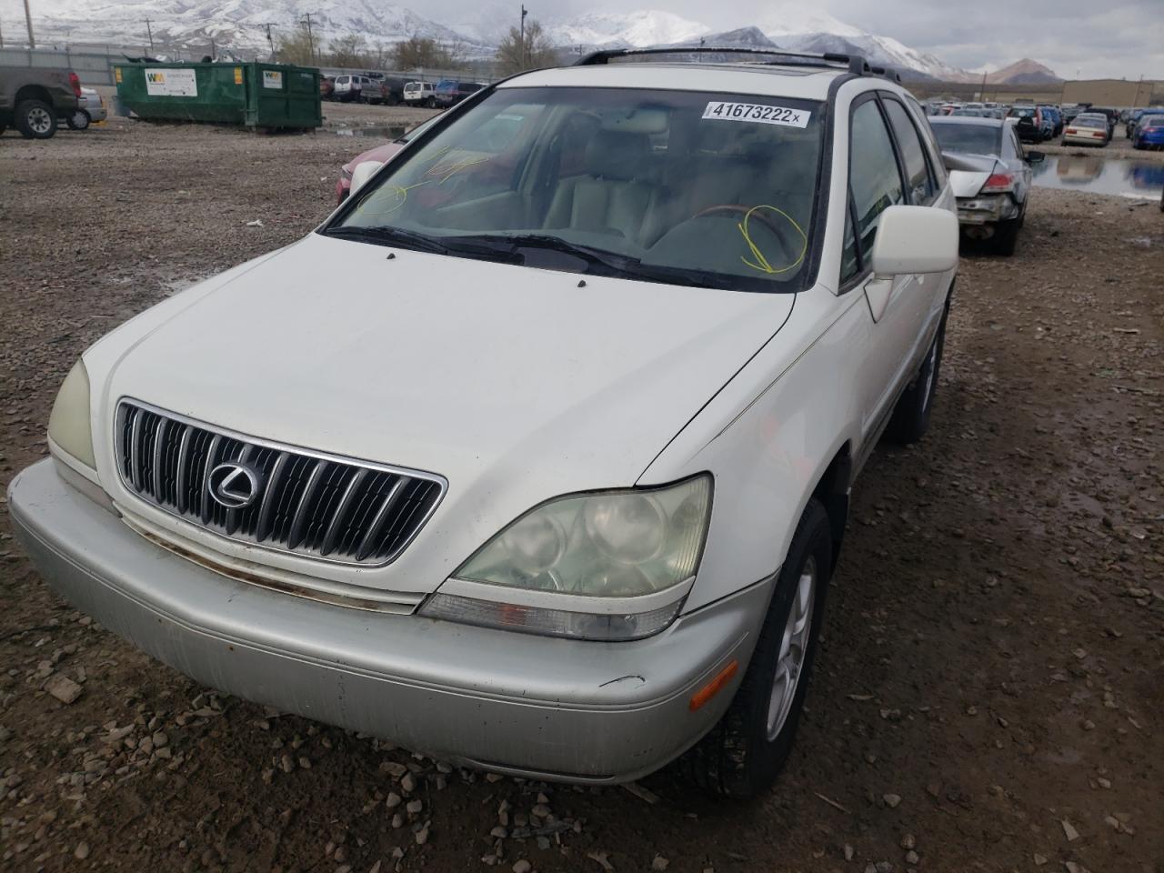 Photo 9 from auction – 2001 LEXUS RX 300 with VIN JTJHF10U510217911